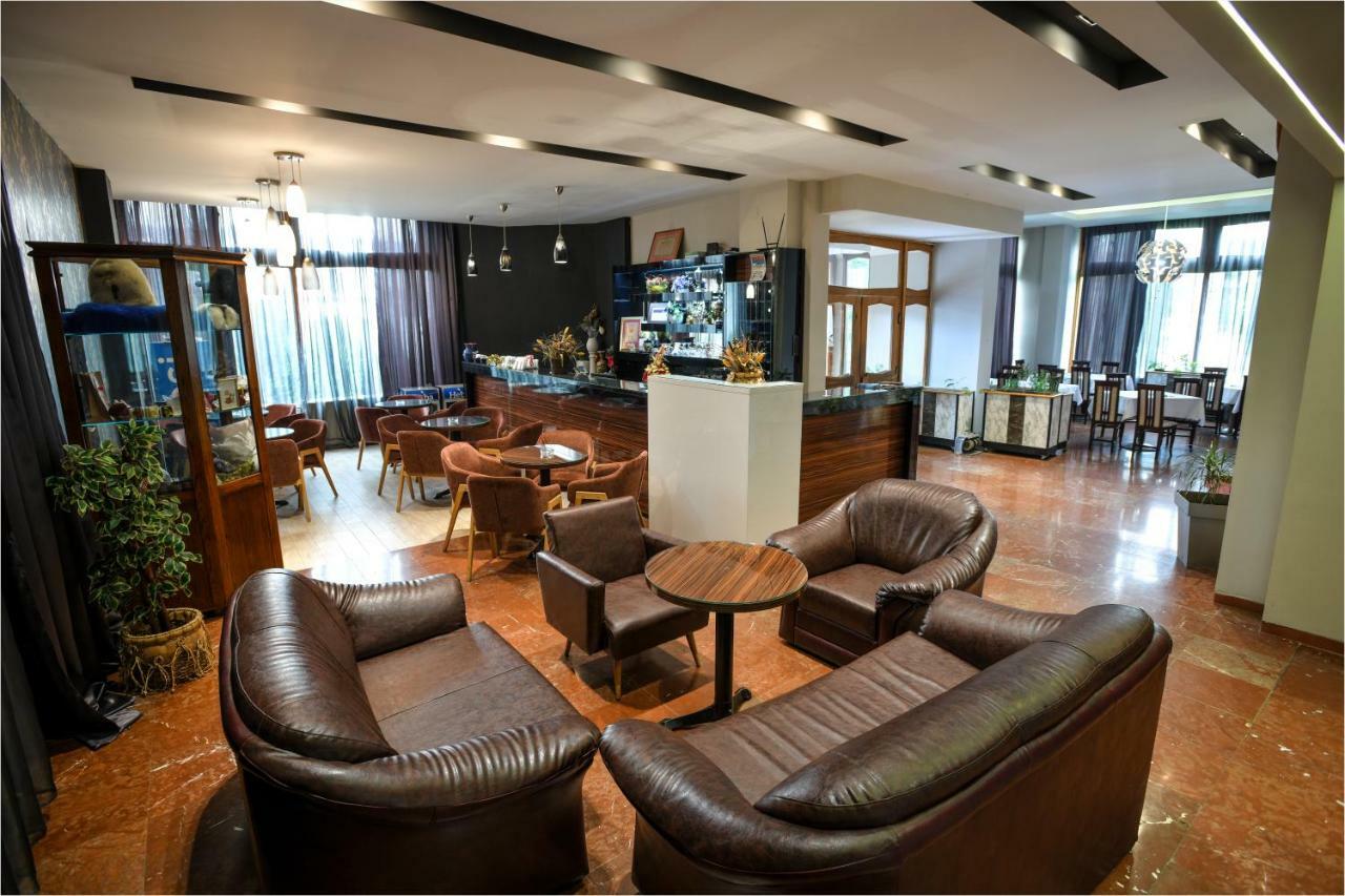 Hotel Timok Knjazevac Exteriör bild